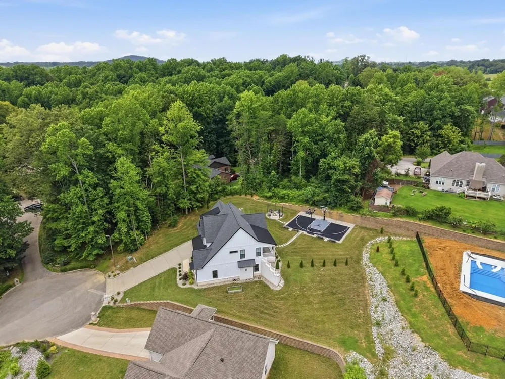 629 Longstreet Dr Cookeville, TN 38506