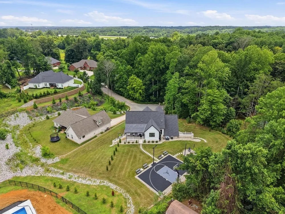 629 Longstreet Dr Cookeville, TN 38506