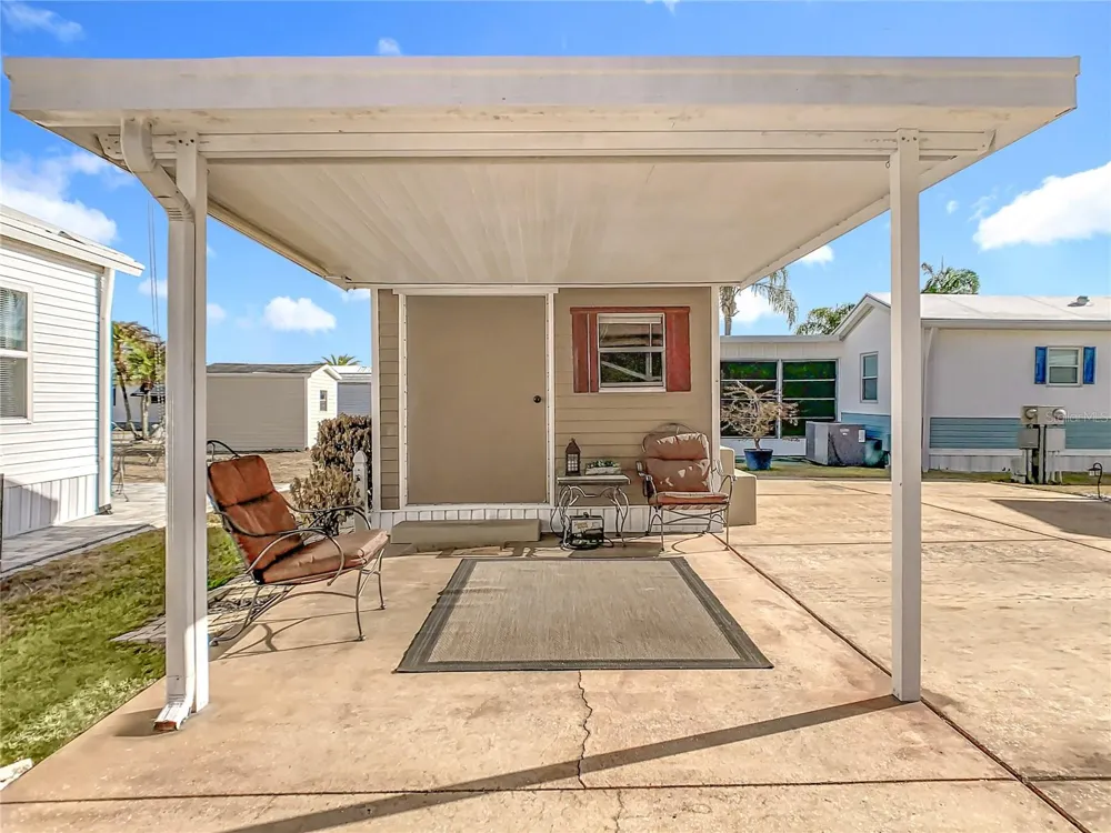 450 PINE LOOP Frostproof, FL 33843