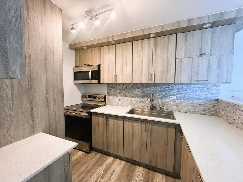 1812 ALCALA #2301 San Juan, PR 00921