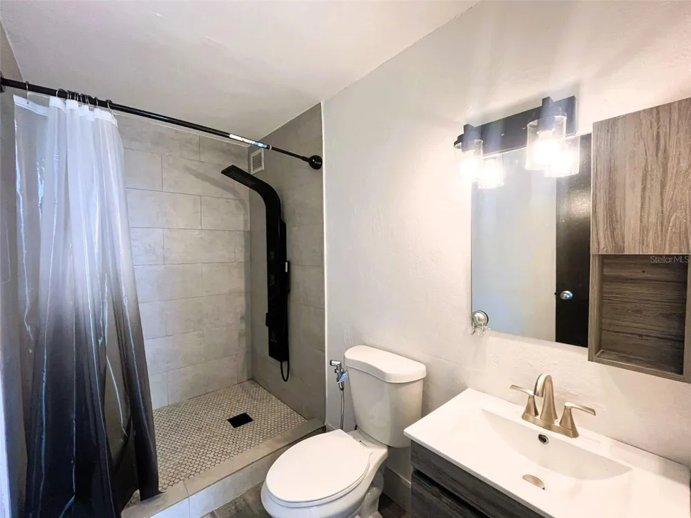 1812 ALCALA #2301 San Juan, PR 00921