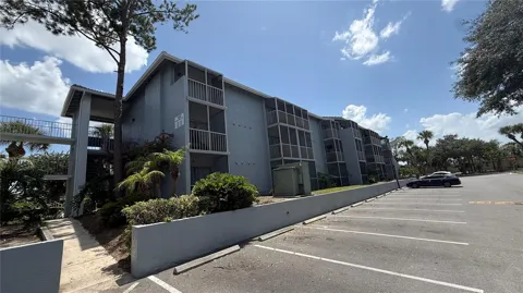 122 WATER FRONT WAY #340