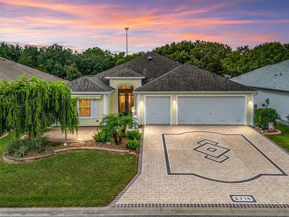 2716 LYALL LOOP The Villages, FL 32163