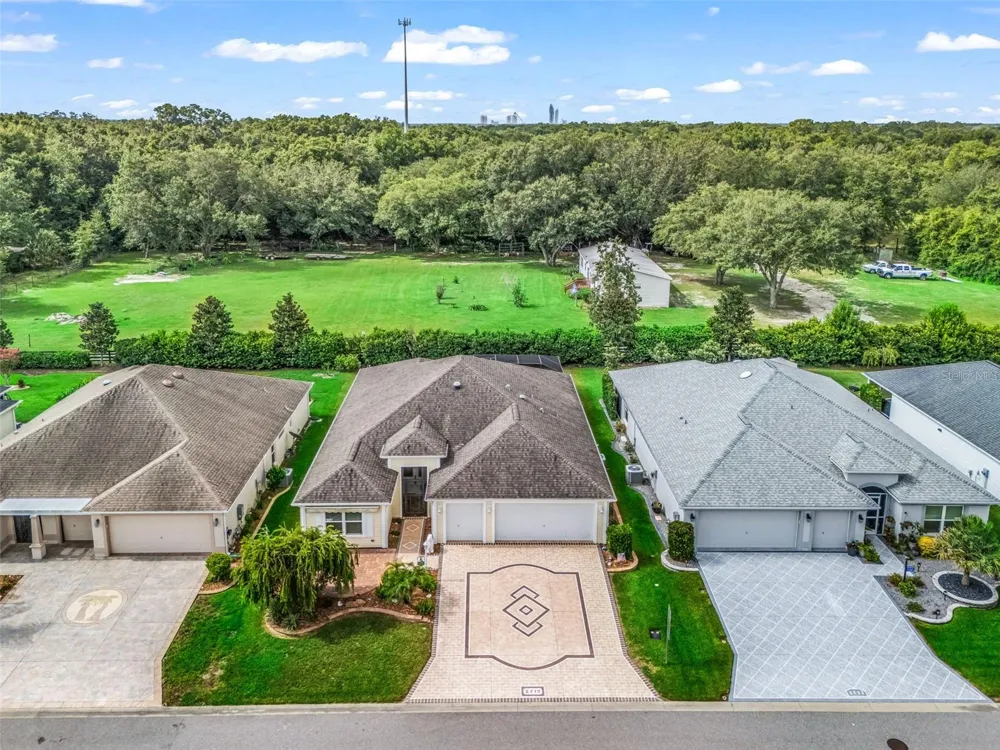 2716 LYALL LOOP The Villages, FL 32163