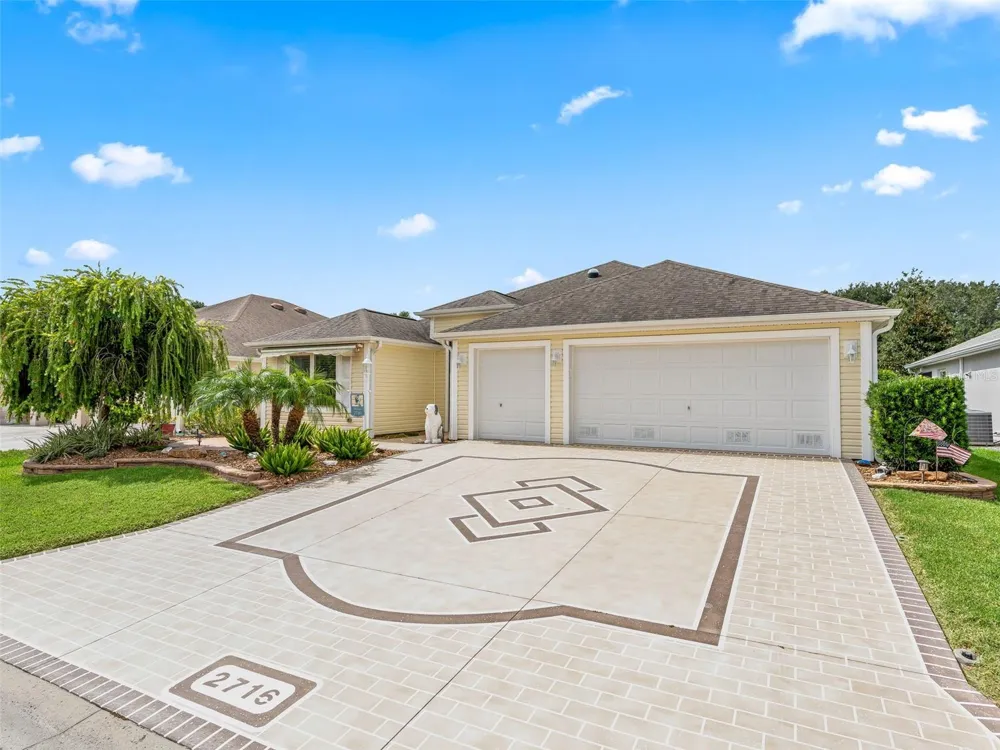 2716 LYALL LOOP The Villages, FL 32163