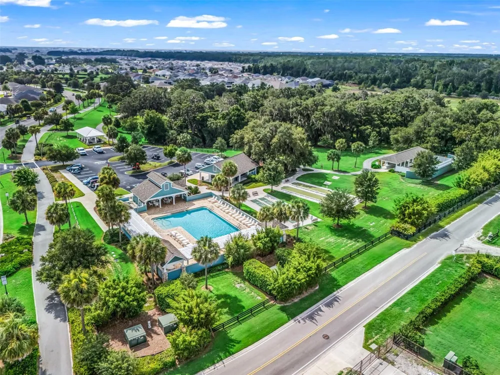 2716 LYALL LOOP The Villages, FL 32163