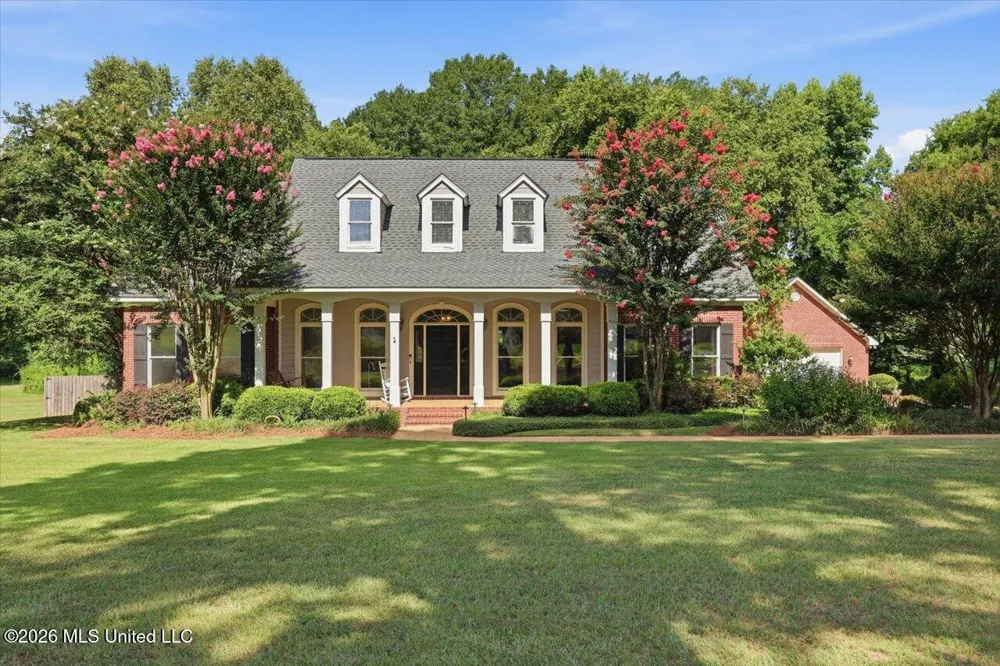 108 Blueberry Hill Lane Clinton, MS 39056
