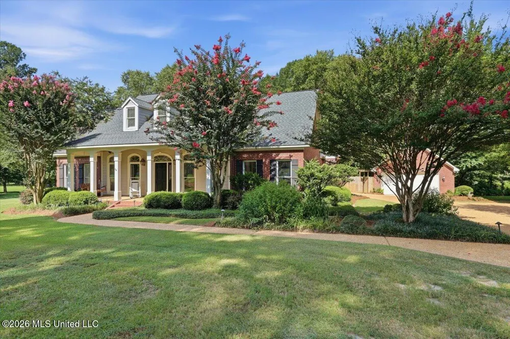 108 Blueberry Hill Lane Clinton, MS 39056