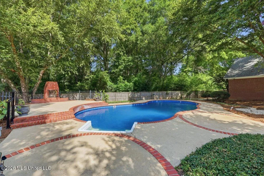 108 Blueberry Hill Lane Clinton, MS 39056