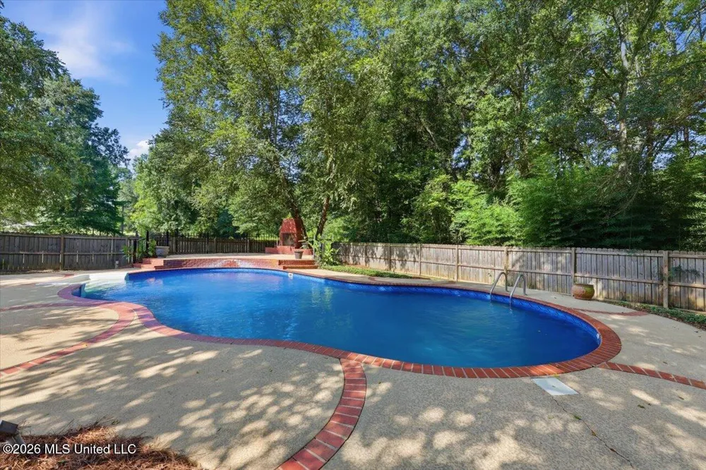 108 Blueberry Hill Lane Clinton, MS 39056