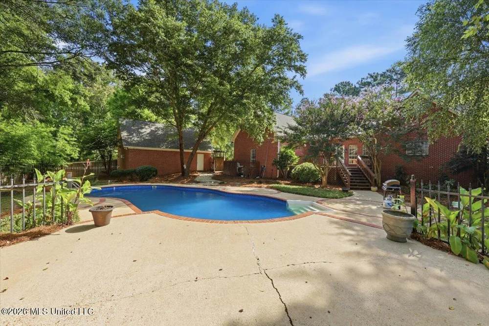 108 Blueberry Hill Lane Clinton, MS 39056