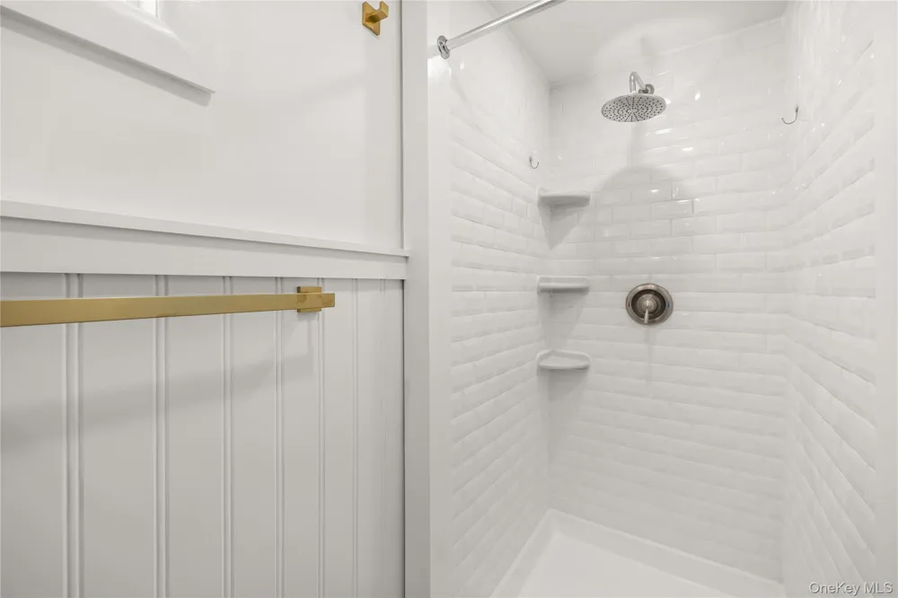 4 Bunny Lane East Setauket, NY 11733