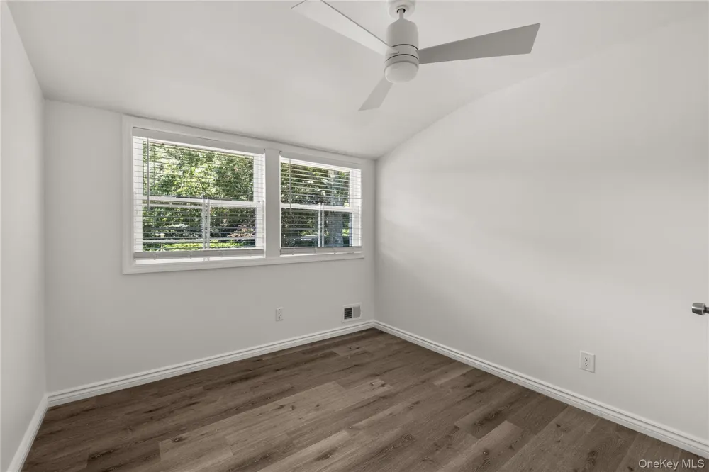 4 Bunny Lane East Setauket, NY 11733