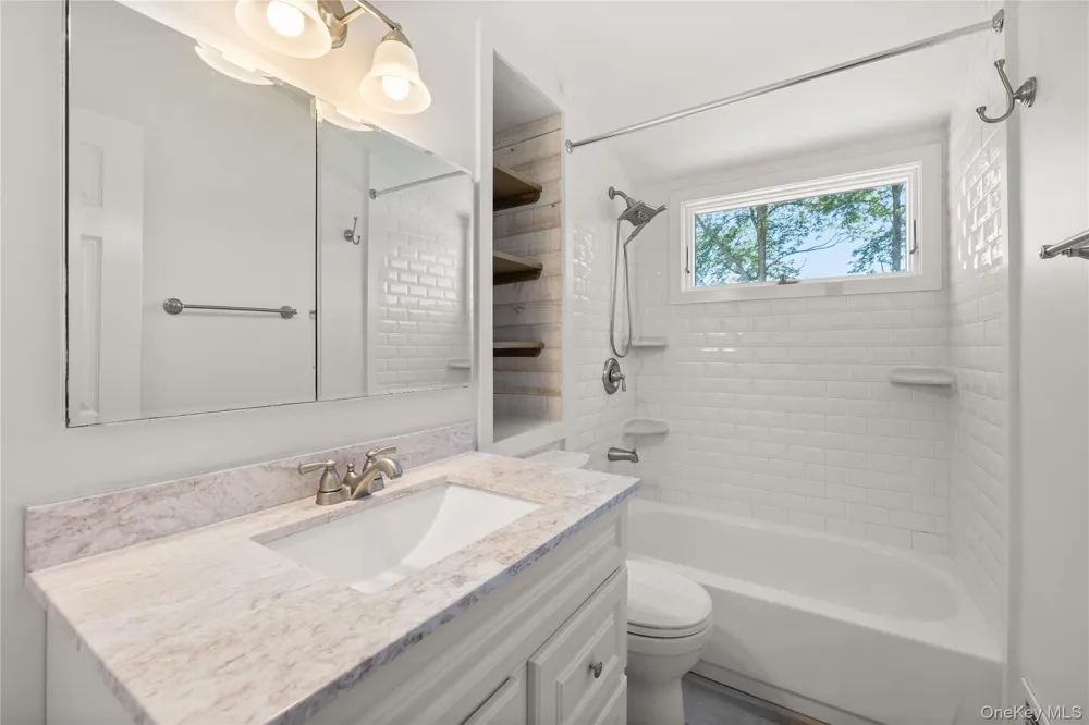 4 Bunny Lane East Setauket, NY 11733