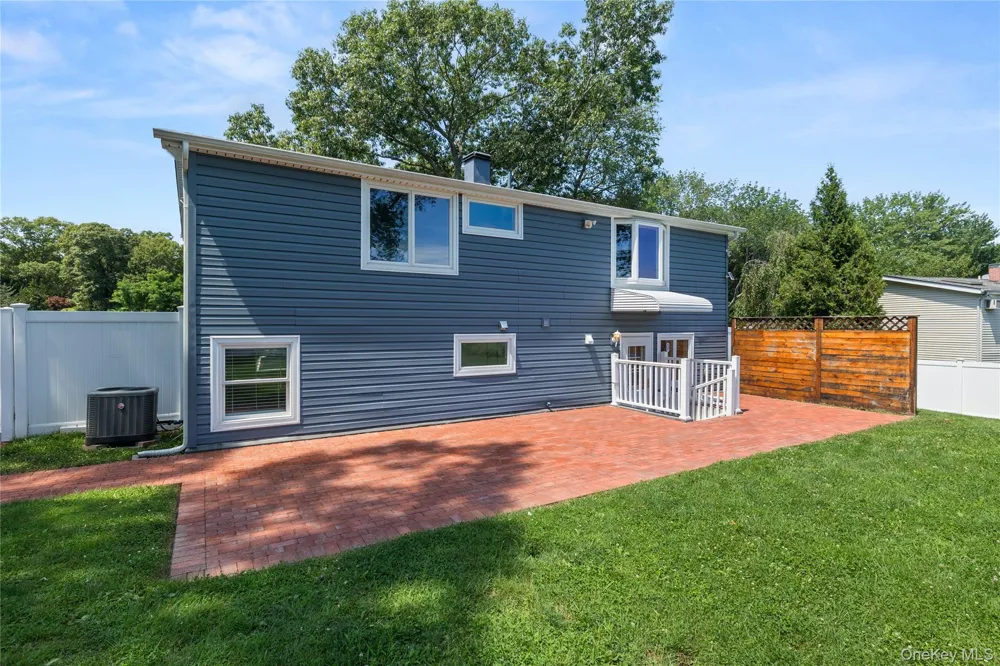 4 Bunny Lane East Setauket, NY 11733