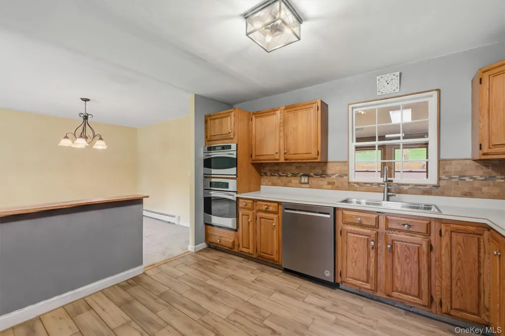 17 Ridge Road Cortlandt Manor, NY 10567