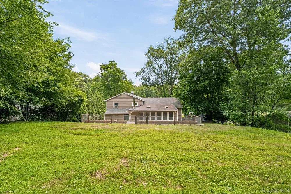 17 Ridge Road Cortlandt Manor, NY 10567