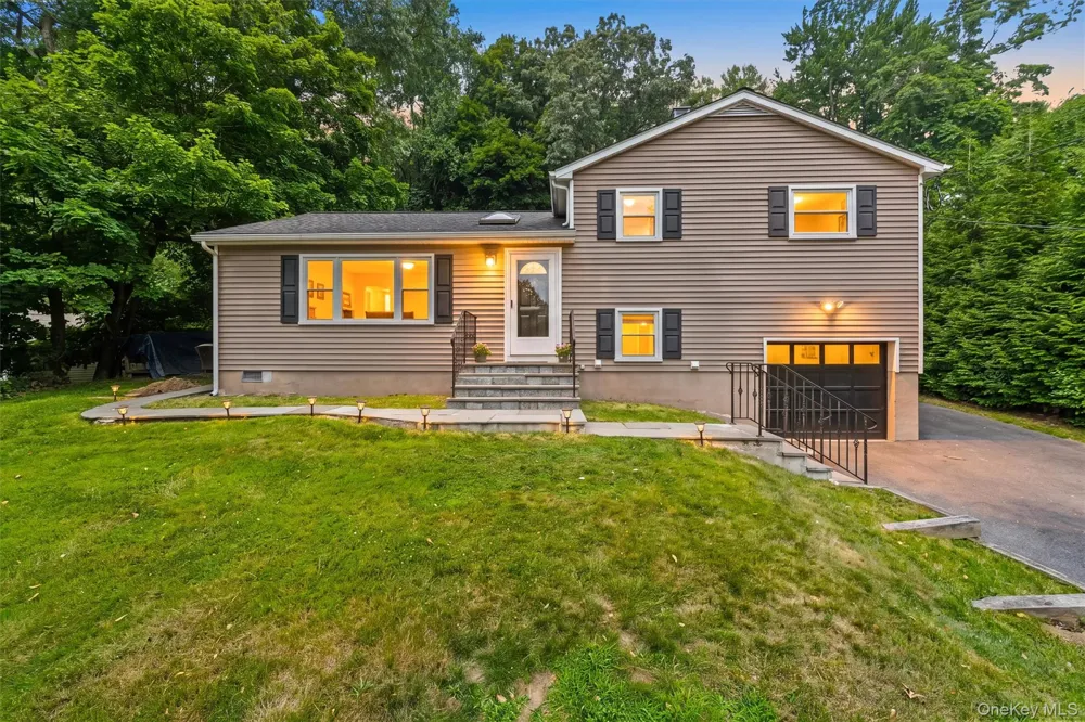17 Ridge Road Cortlandt Manor, NY 10567