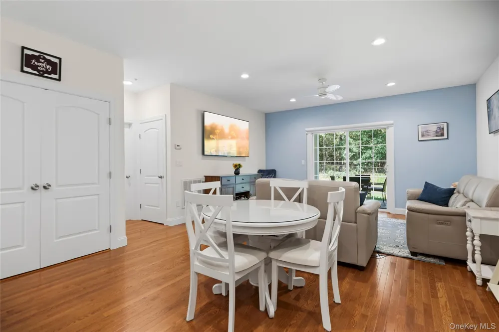 37 Halley Drive #17 Blue Point, NY 11772