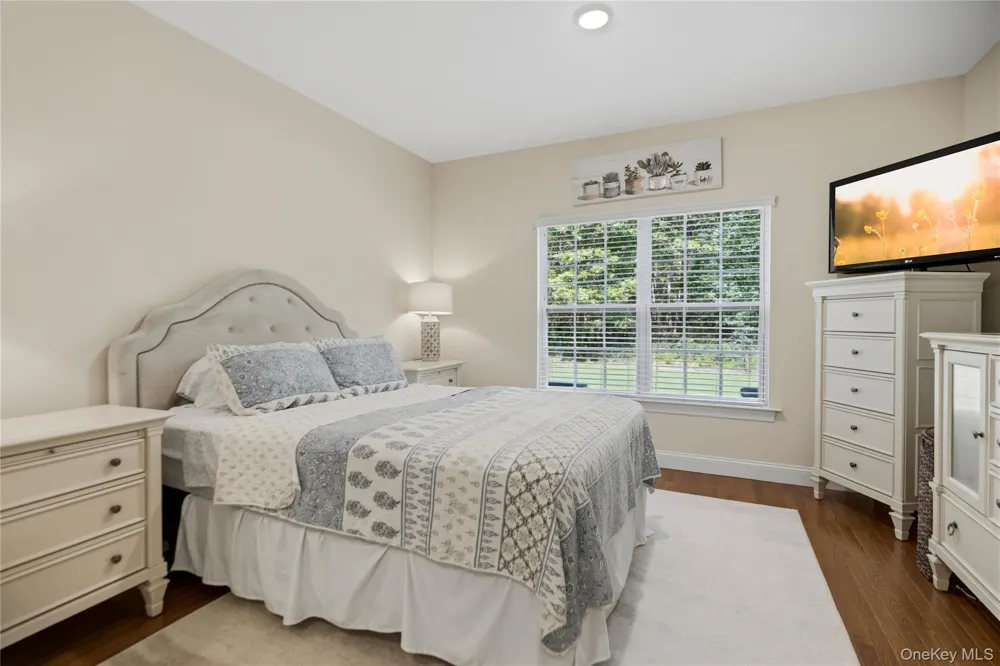 37 Halley Drive #17 Blue Point, NY 11772