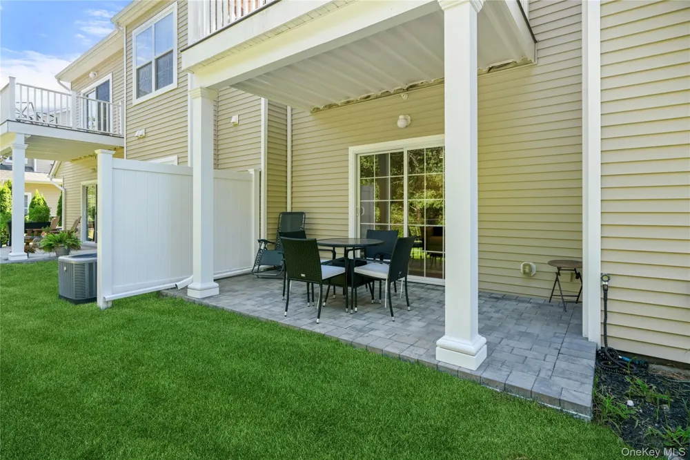 37 Halley Drive #17 Blue Point, NY 11772