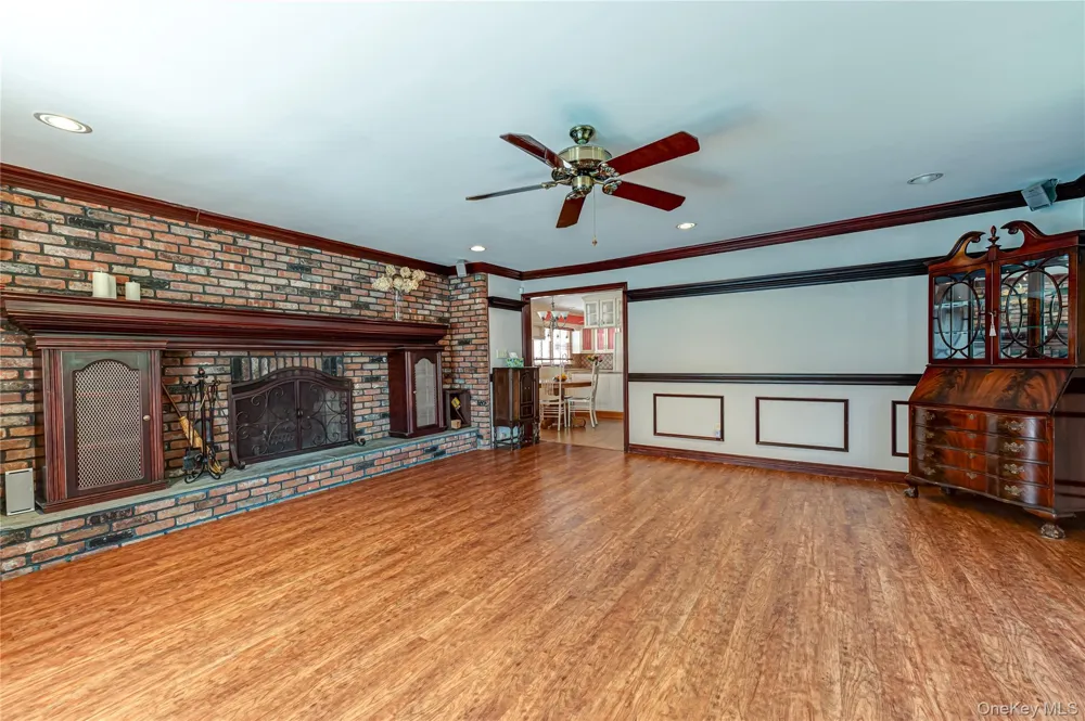 157-06 88th Street Howard Beach, NY 11414
