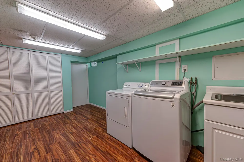 157-06 88th Street Howard Beach, NY 11414