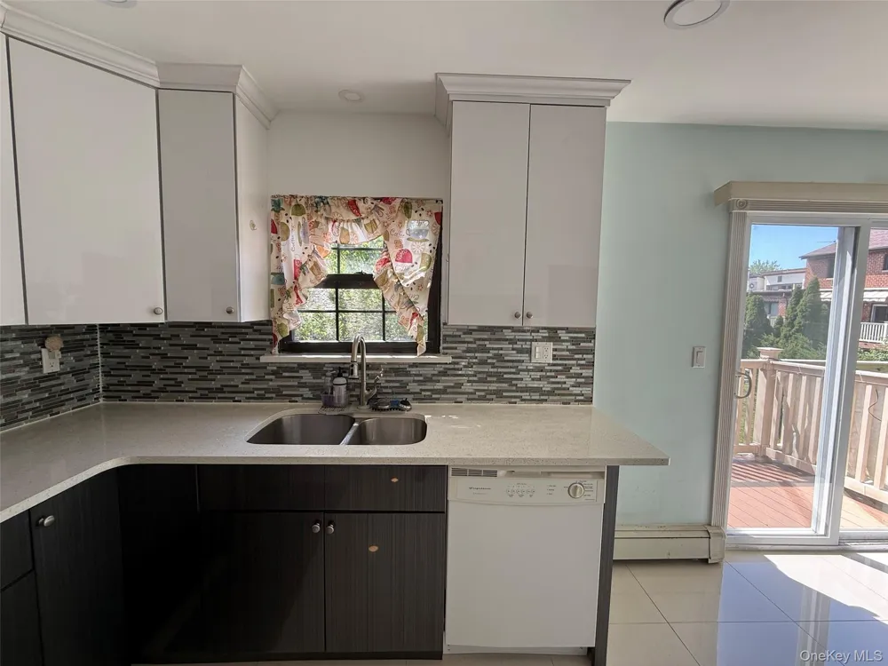 316 121st Street #72A College Point, NY 11356