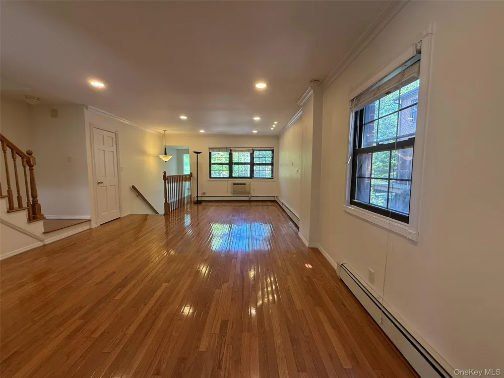 316 121st Street #72A College Point, NY 11356