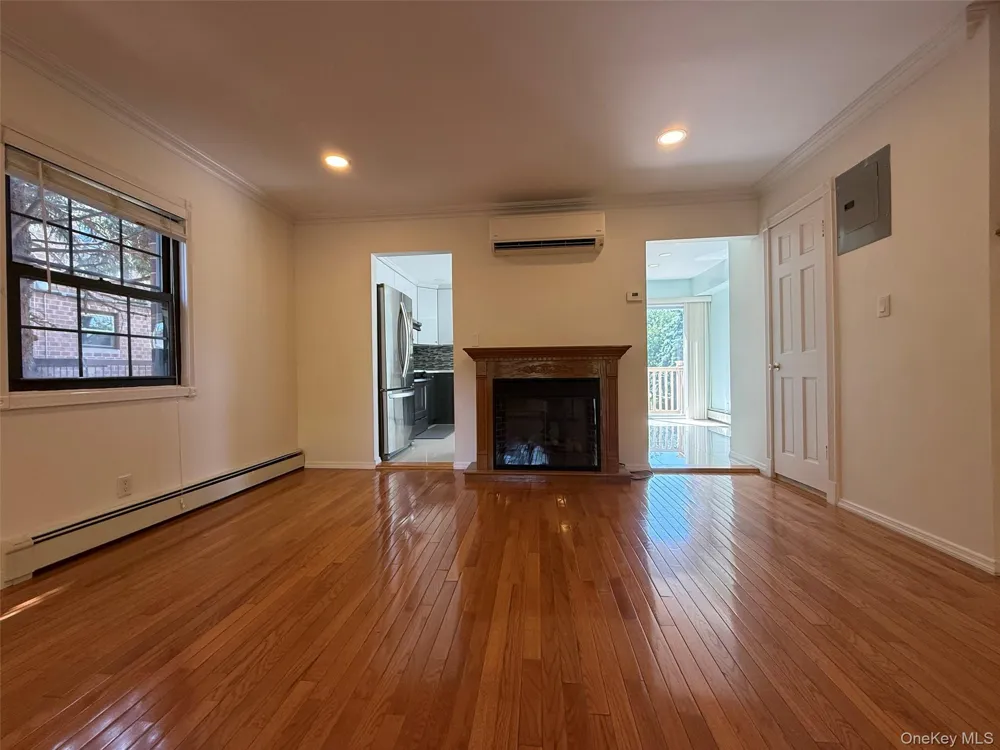 316 121st Street #72A College Point, NY 11356