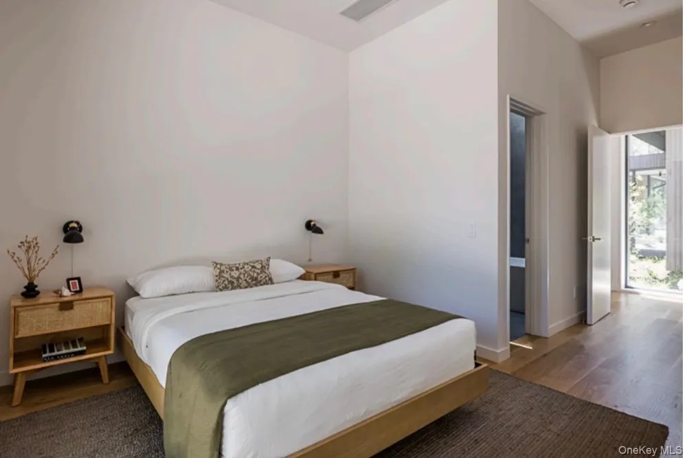 6 Great Circle Drive Shelter Island, NY 11964