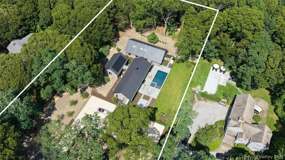 6 Great Circle Drive Shelter Island, NY 11964