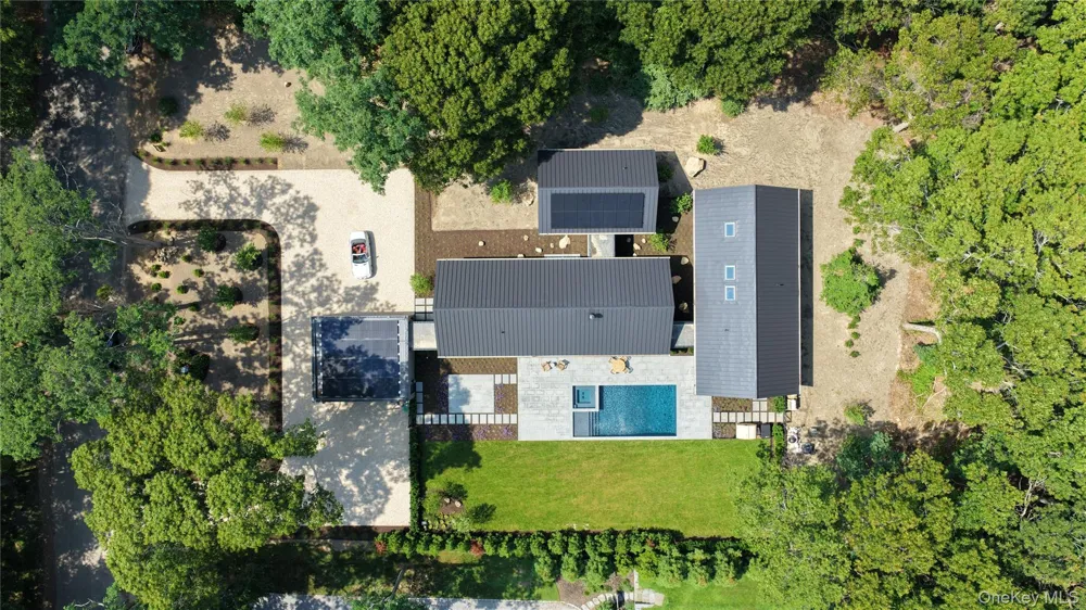 6 Great Circle Drive Shelter Island, NY 11964