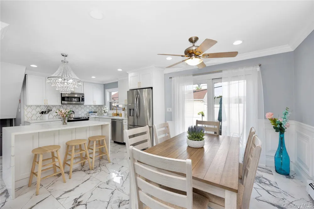 81 Barnes Street Long Beach, NY 11561