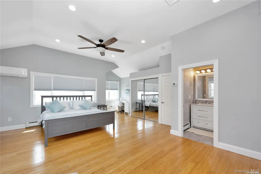 81 Barnes Street Long Beach, NY 11561