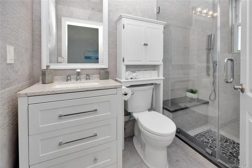 81 Barnes Street Long Beach, NY 11561