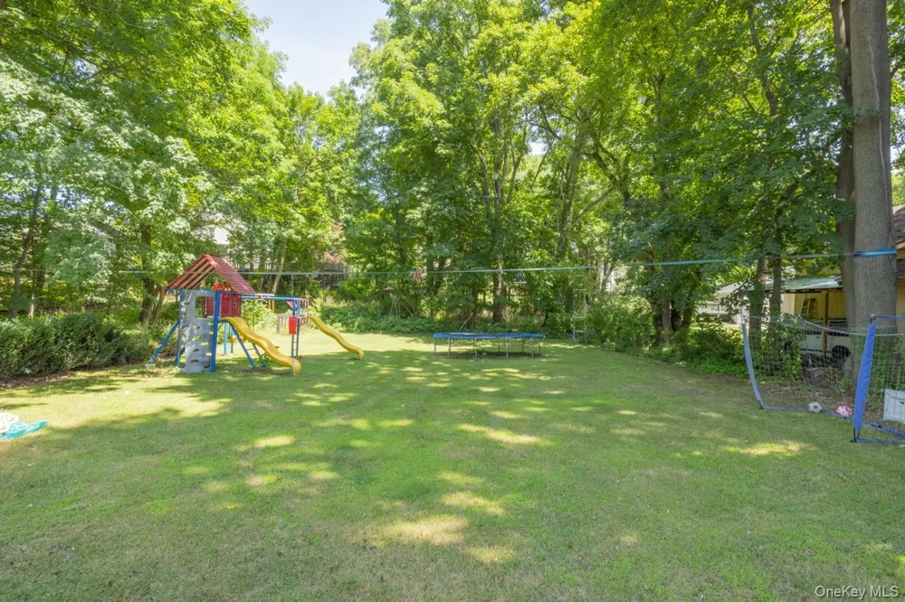 2 School House Lane Central Valley, NY 10917