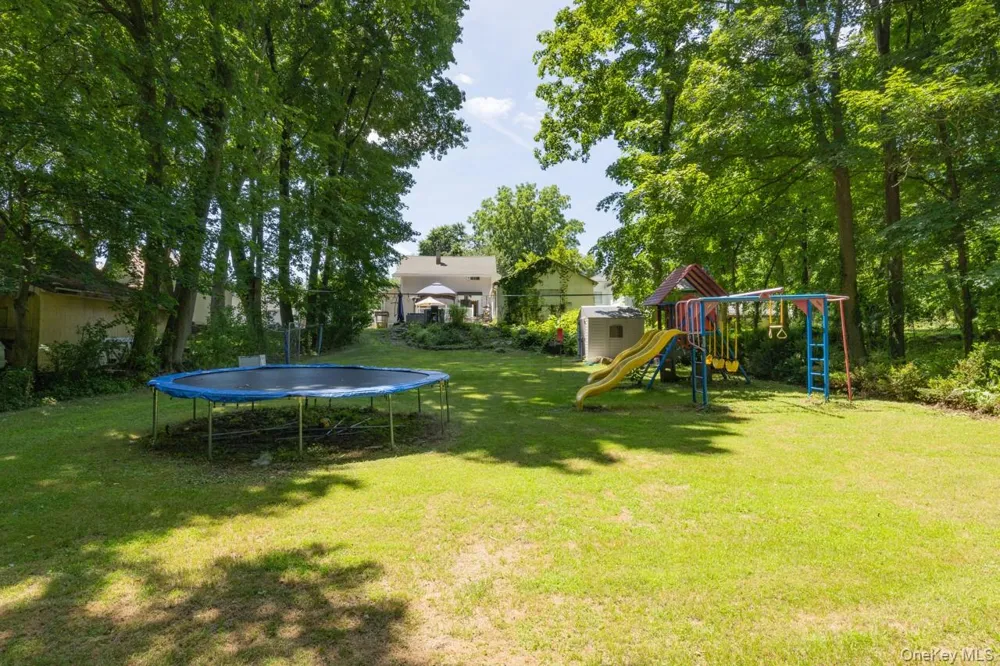 2 School House Lane Central Valley, NY 10917