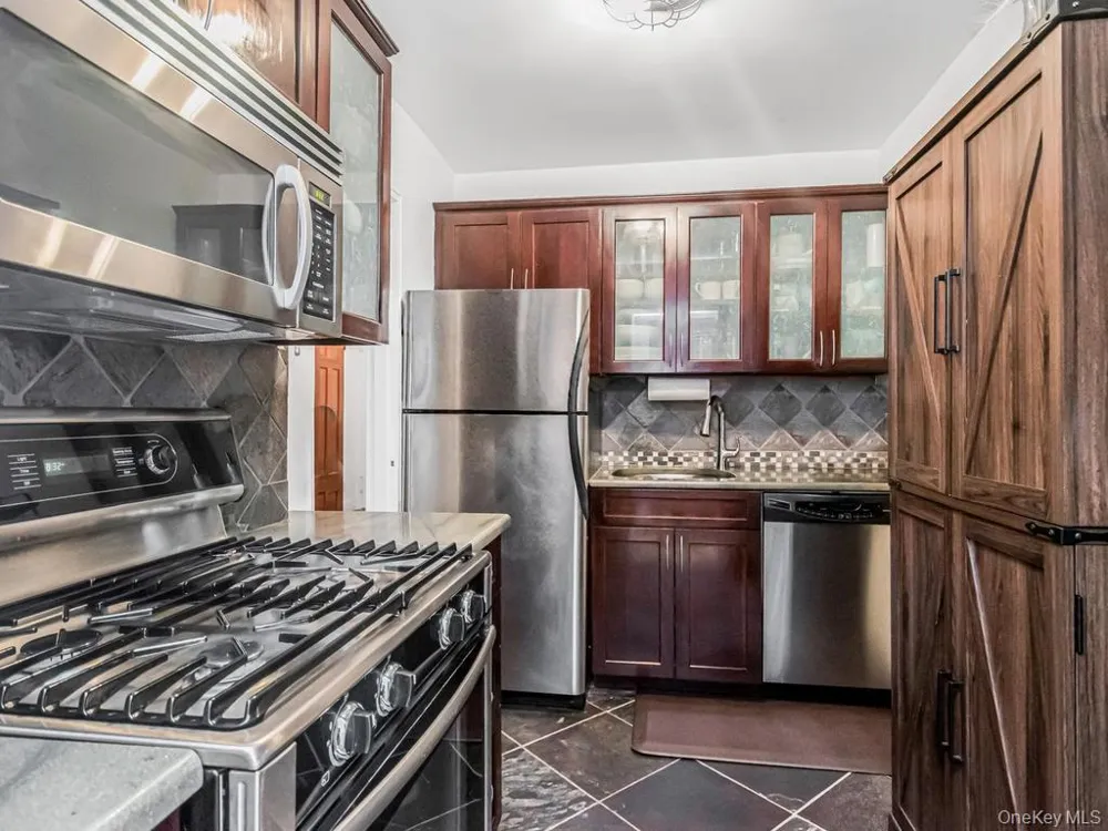 110 Dehaven Drive #120 Yonkers, NY 10703