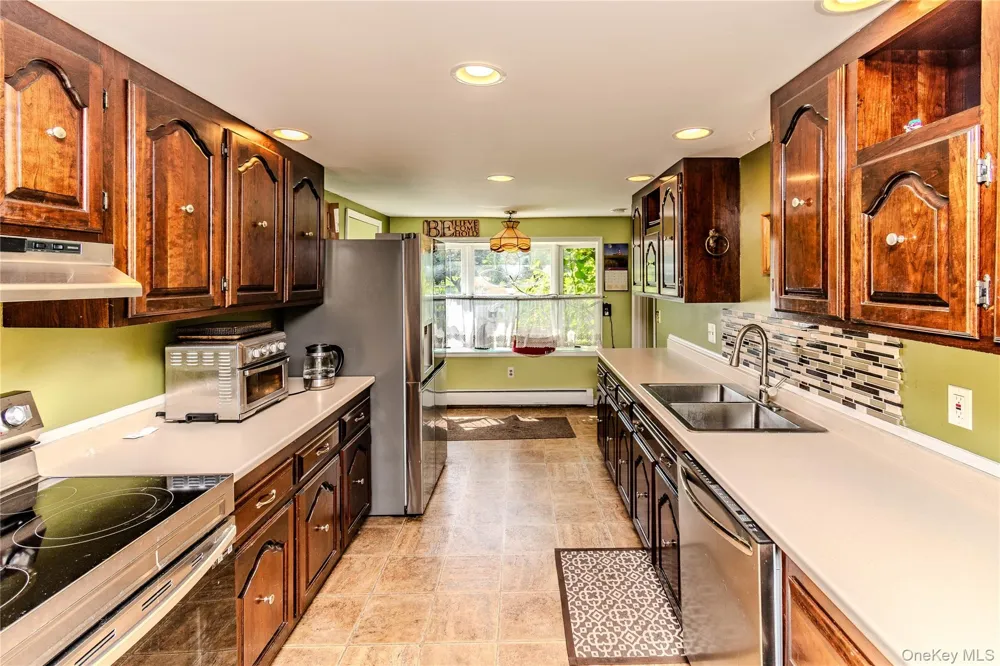 311 Lucas Avenue Kingston, NY 12401
