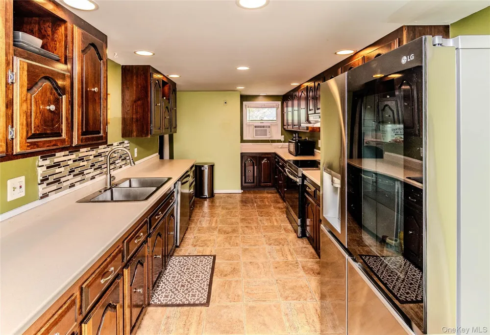 311 Lucas Avenue Kingston, NY 12401
