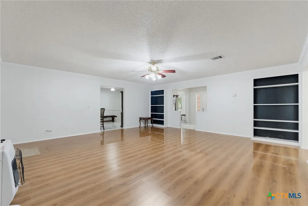 105 LMS LANE Gatesville, TX 76528