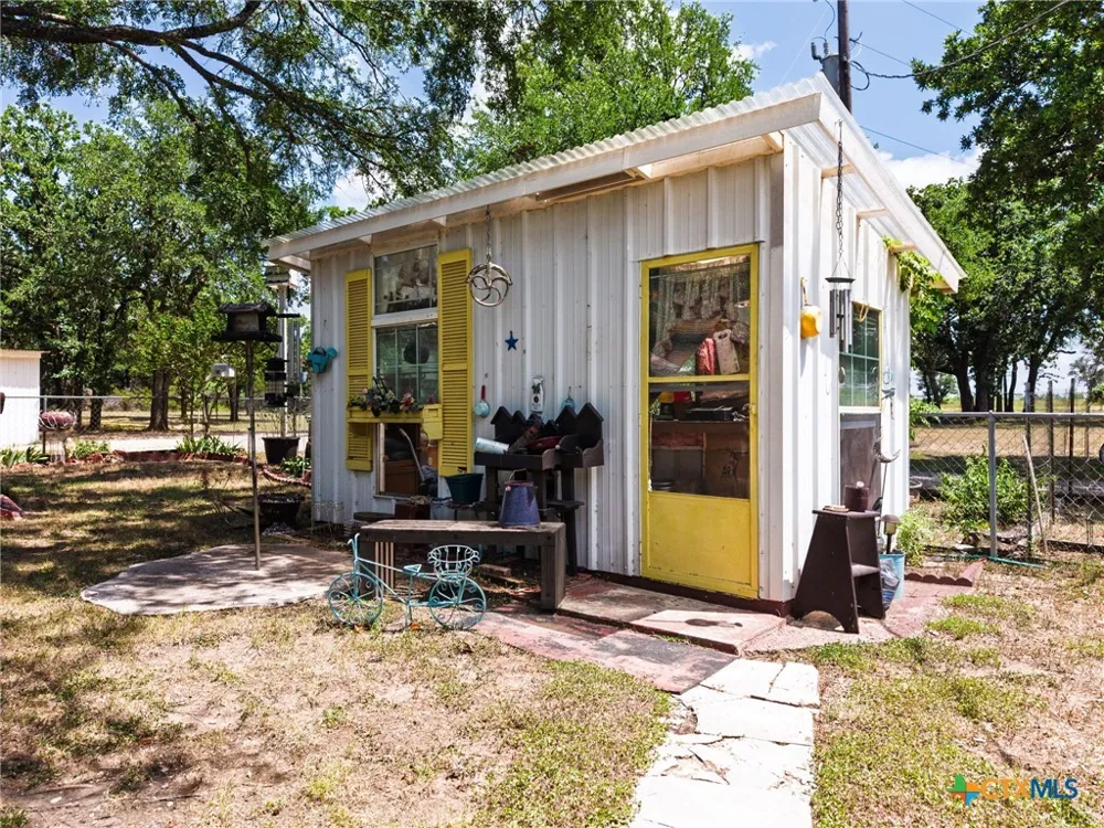 105 LMS LANE Gatesville, TX 76528