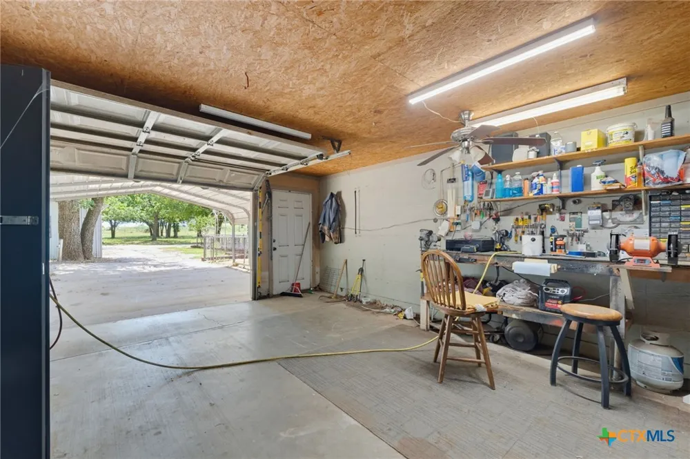 105 LMS LANE Gatesville, TX 76528