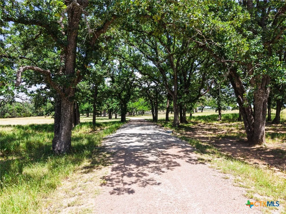 105 LMS LANE Gatesville, TX 76528