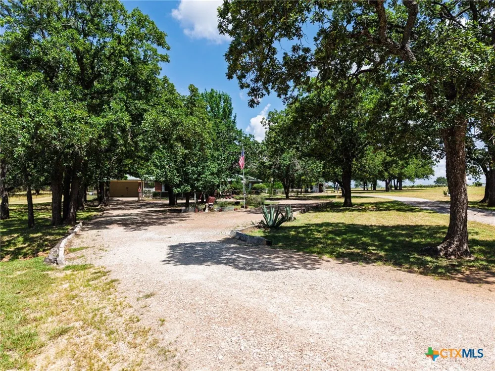 105 LMS LANE Gatesville, TX 76528