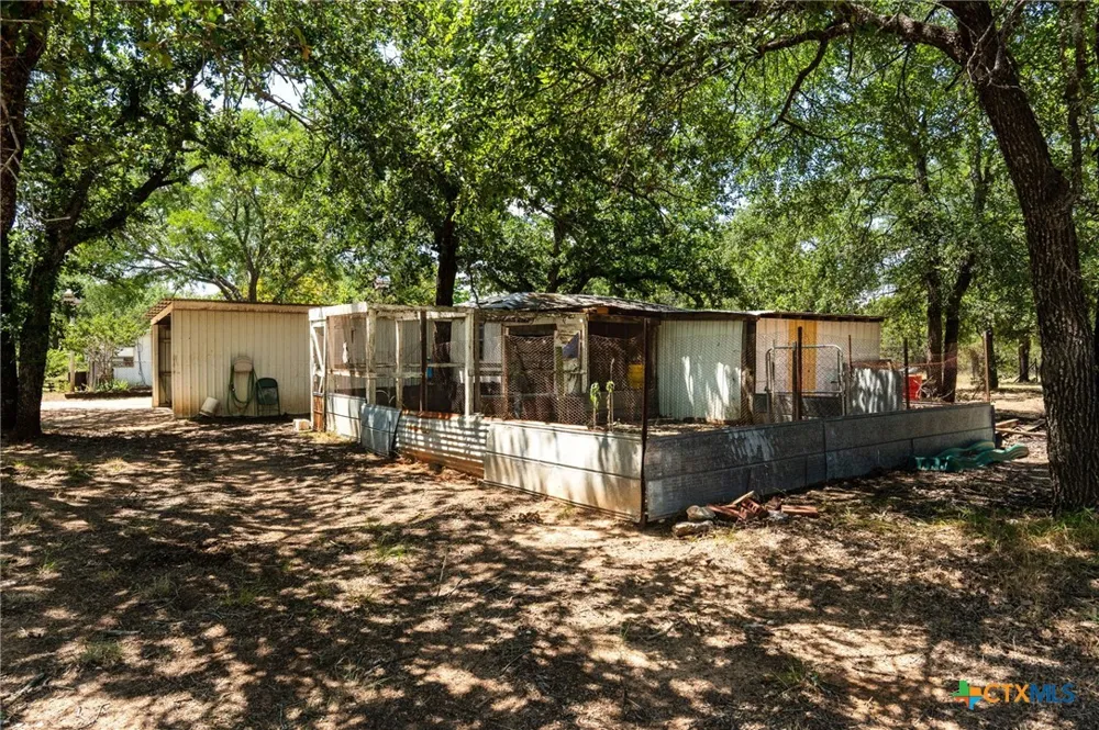 105 LMS LANE Gatesville, TX 76528