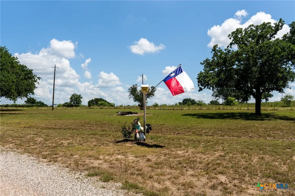105 LMS LANE Gatesville, TX 76528