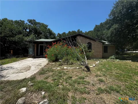 472 Pecos Lane