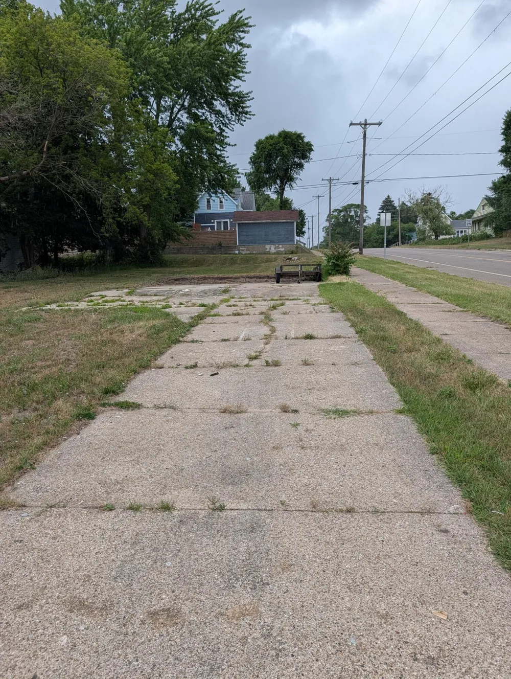 621 E Melendy Street Ludington, MI 49431